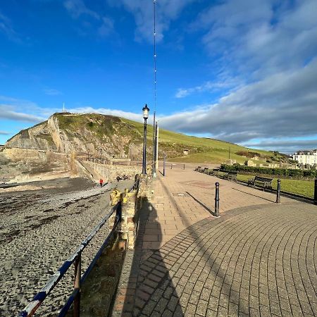 Regent Apartment - Two Bedroomed Holiday Flat Ilfracombe Exterior foto